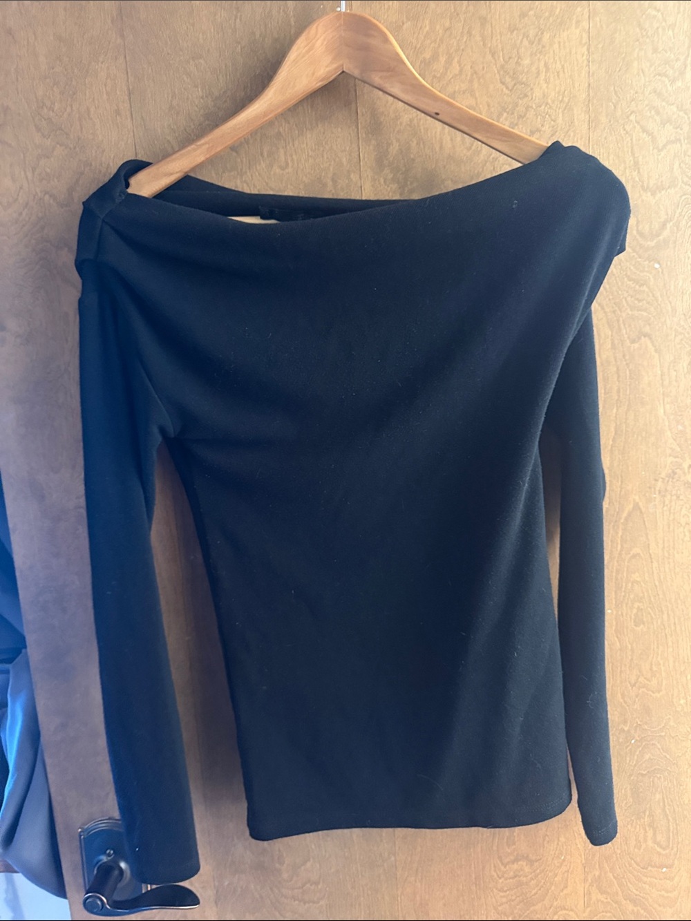 Zara Black Women's Long-Sleeve Sweater- ballet neck